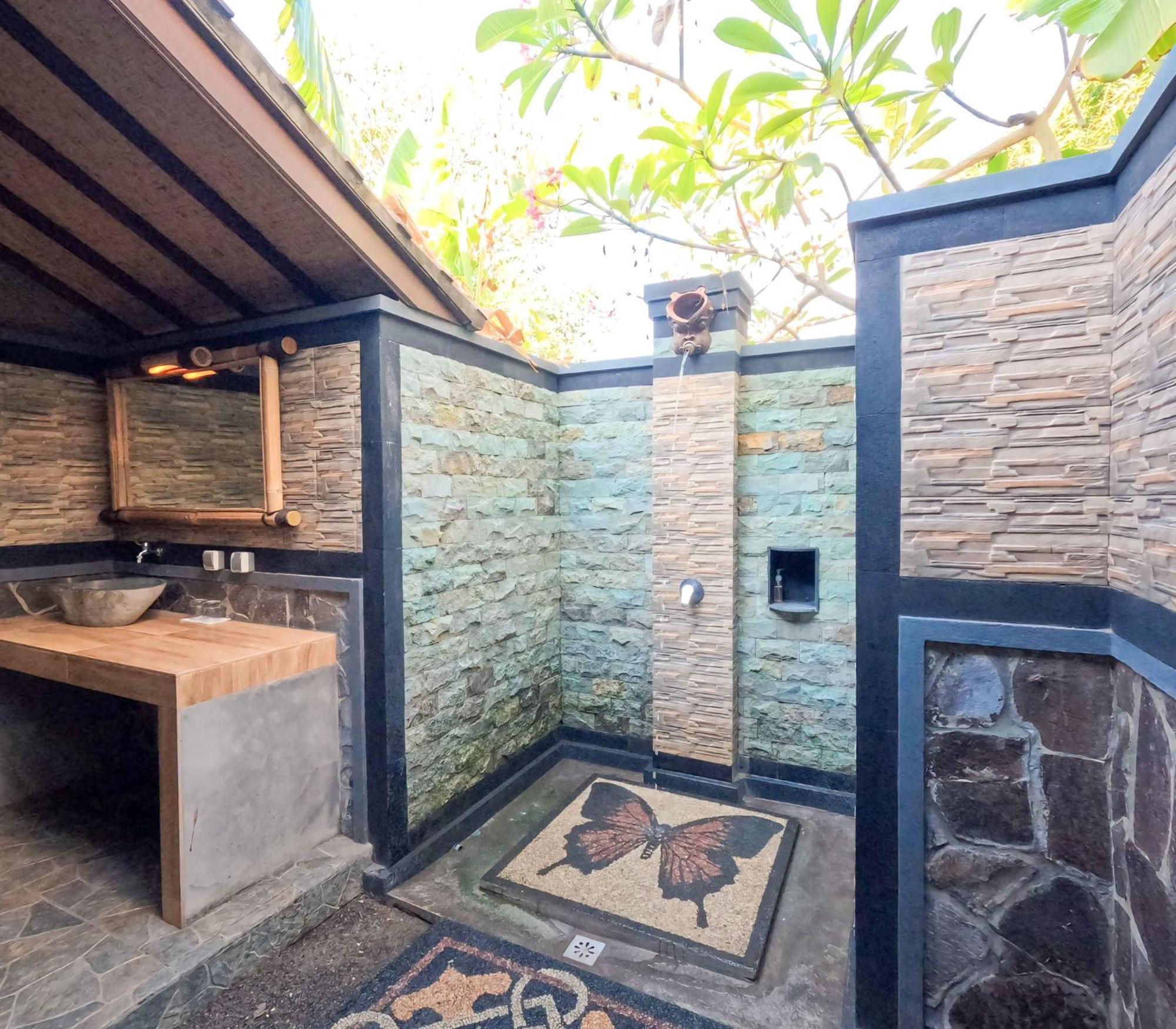 Suka Sari Cottages Pemuteran Esterno foto