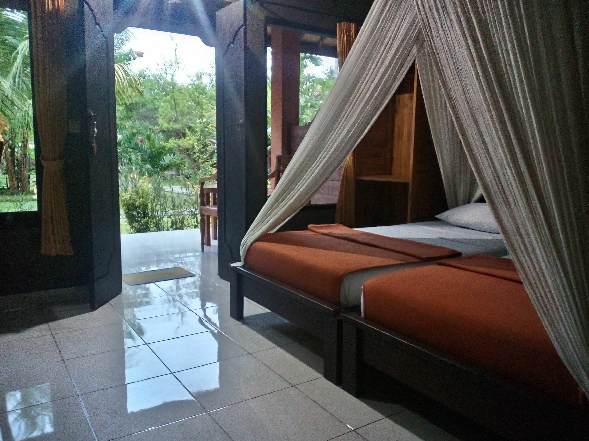 Suka Sari Cottages Pemuteran Esterno foto